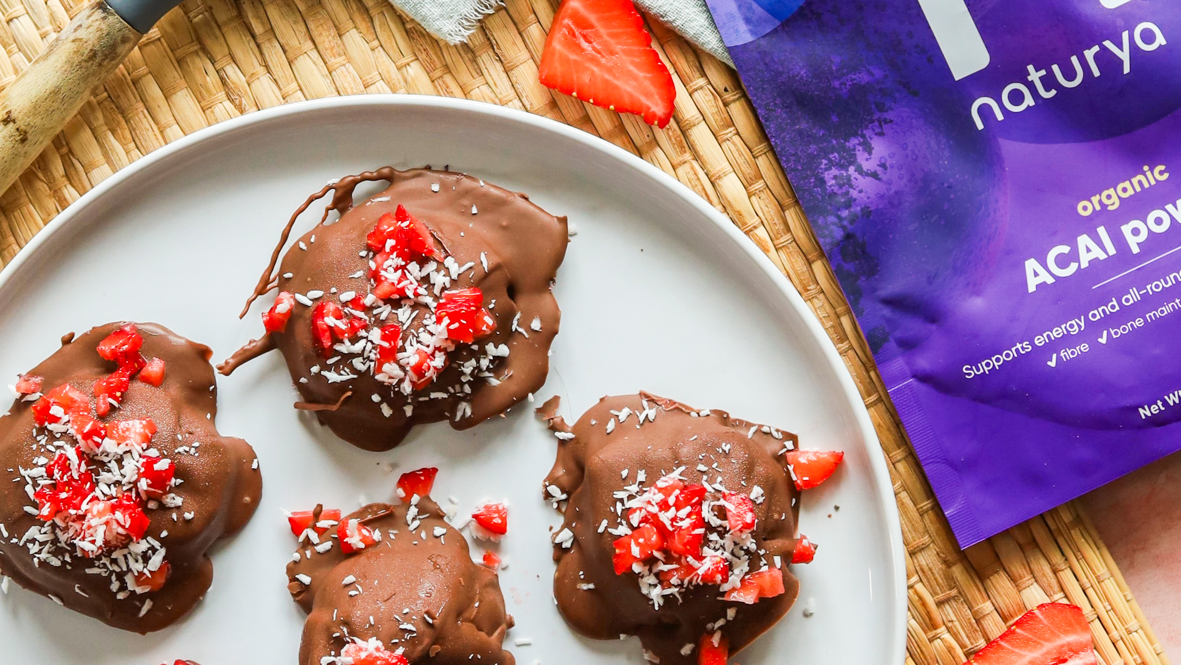 Chocolate, Acai & Strawberry Frozen Yoghurt Bites